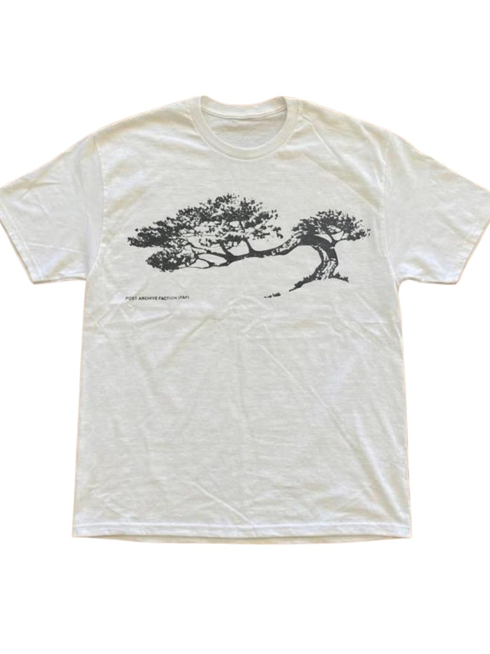 Gildan White Graphic Tree Print T-Shirt